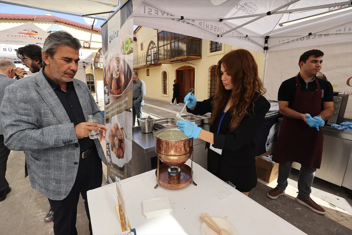 GastroAntep Kültür Yolu Festivali, paneller ve etkinliklerle devam ediyor GastroAntep Kültür Yolu Festivali, paneller ve etkinliklerle devam ediyor