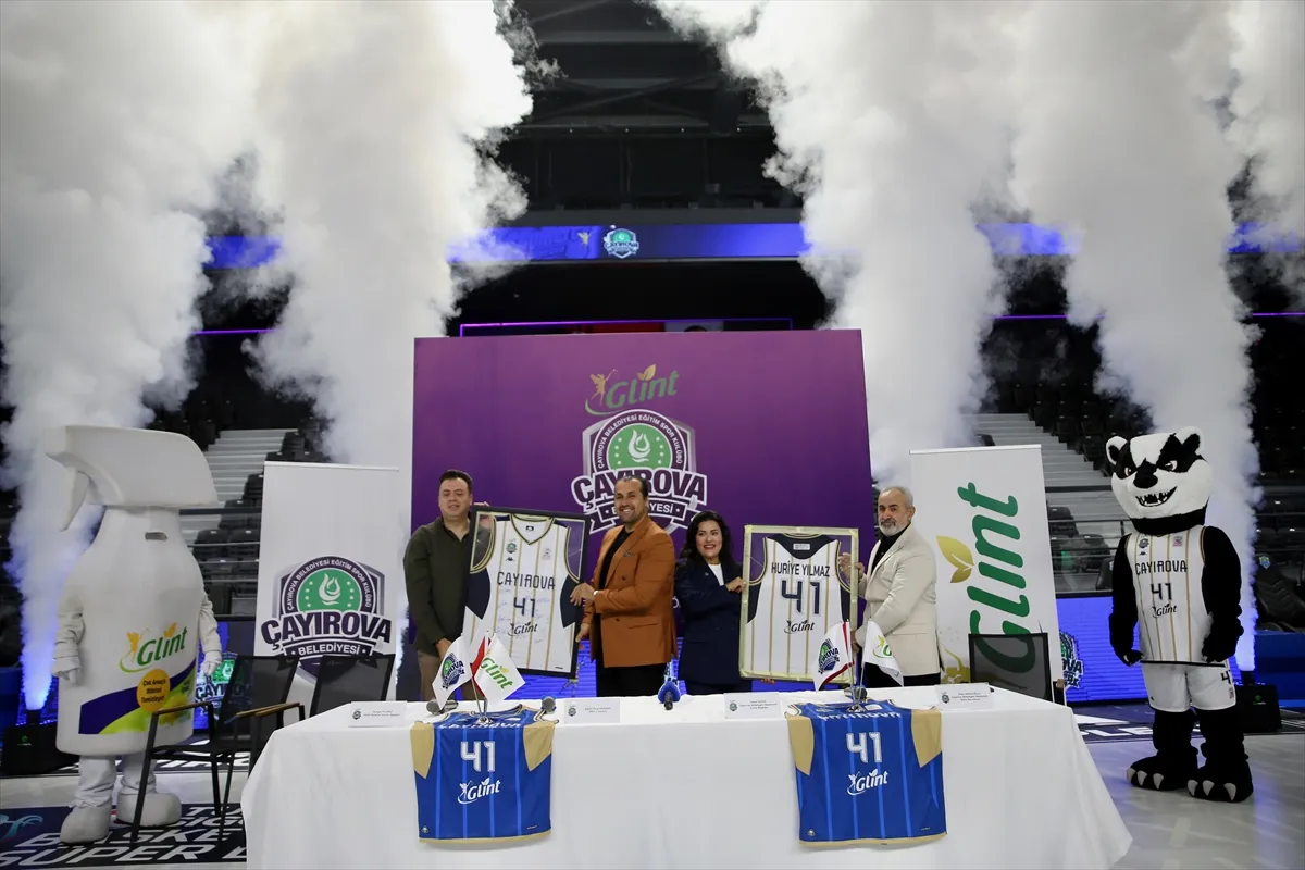 Glint, Çayırova Belediyespor Erkek Basketbol Takımı’nın isim ve forma sponsoru oldu Glint, Çayırova Belediyespor Erkek Basketbol Takımı’nın isim ve forma sponsoru oldu