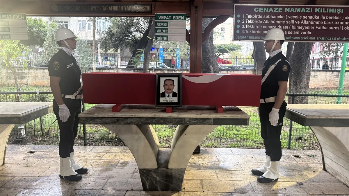 Hayatını kaybeden Muratpaşa Kaymakamı Kara için Antalya’da tören düzenlendi Hayatını kaybeden Muratpaşa Kaymakamı Kara için Antalya’da tören düzenlendi