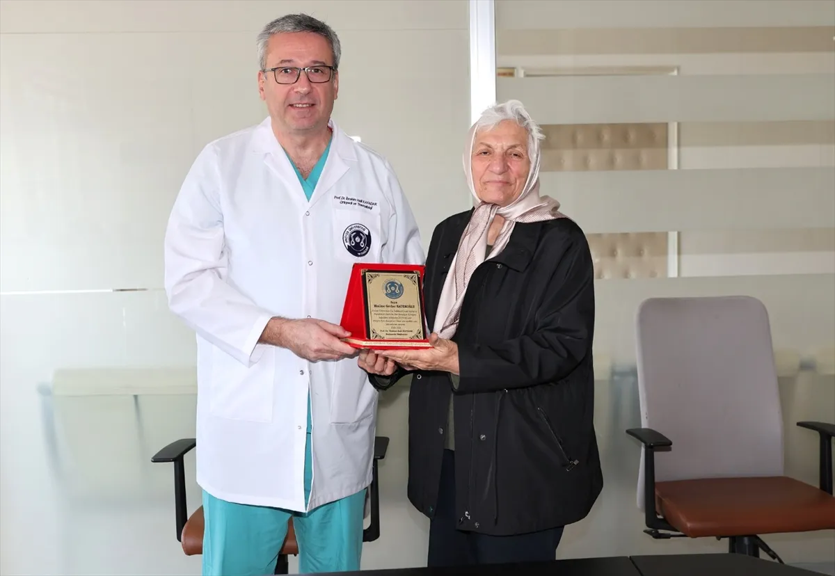 Hayırseverden ERÜ yenidoğan kliniğine bağış Hayırseverden ERÜ yenidoğan kliniğine bağış