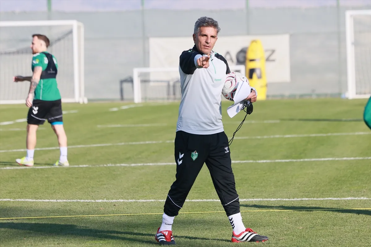 Iğdır FK, Bandırmaspor maçının hazırlıklarını sürdürdü Iğdır FK, Bandırmaspor maçının hazırlıklarını sürdürdü