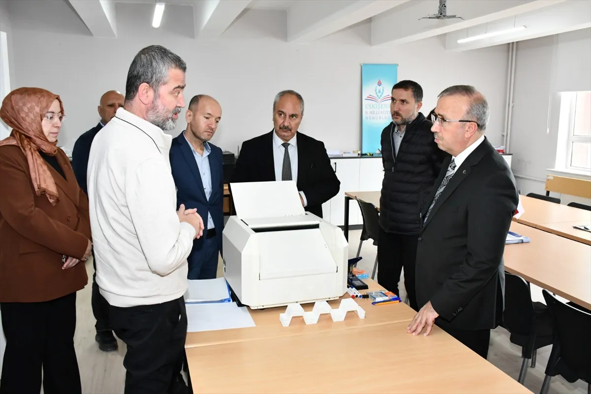 İl Milli Eğitim Müdürü Sinan Aydın’dan Ölçme Değerlendirme ve YEĞİTEK birimlerine ziyaret İl Milli Eğitim Müdürü Sinan Aydın’dan Ölçme Değerlendirme ve YEĞİTEK birimlerine ziyaret