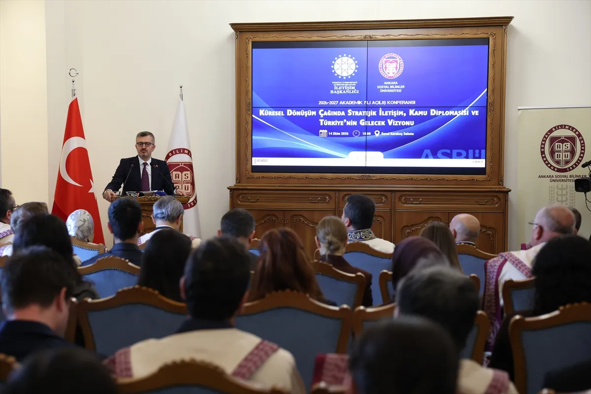 İletişim Başkanı Duran, ASBÜ 2026-2027 Akademik Yılı Açılışında konuştu İletişim Başkanı Duran, ASBÜ 2026-2027 Akademik Yılı Açılışında konuştu