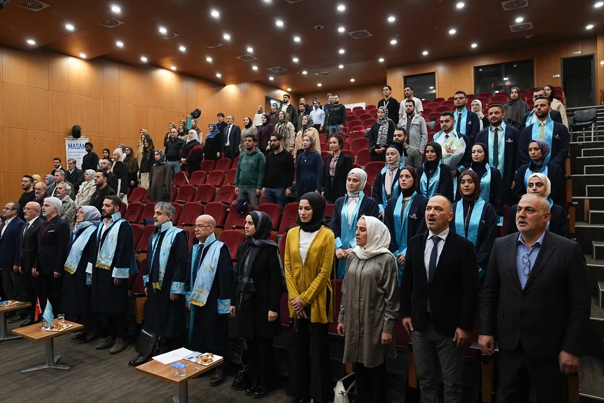 İstanbul’da Gazzeli 16 tıp öğrencisi mezun oldu İstanbul’da Gazzeli 16 tıp öğrencisi mezun oldu