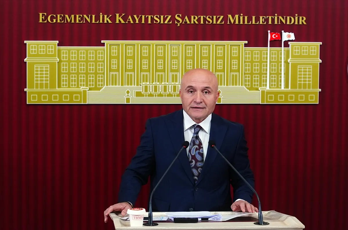 İYİ Partili Usta, tasfiyesine karar verilen bazı yatırım fonlarına ilişkin kurum temsilcilerini eleştirdi İYİ Partili Usta, tasfiyesine karar verilen bazı yatırım fonlarına ilişkin kurum temsilcilerini eleştirdi