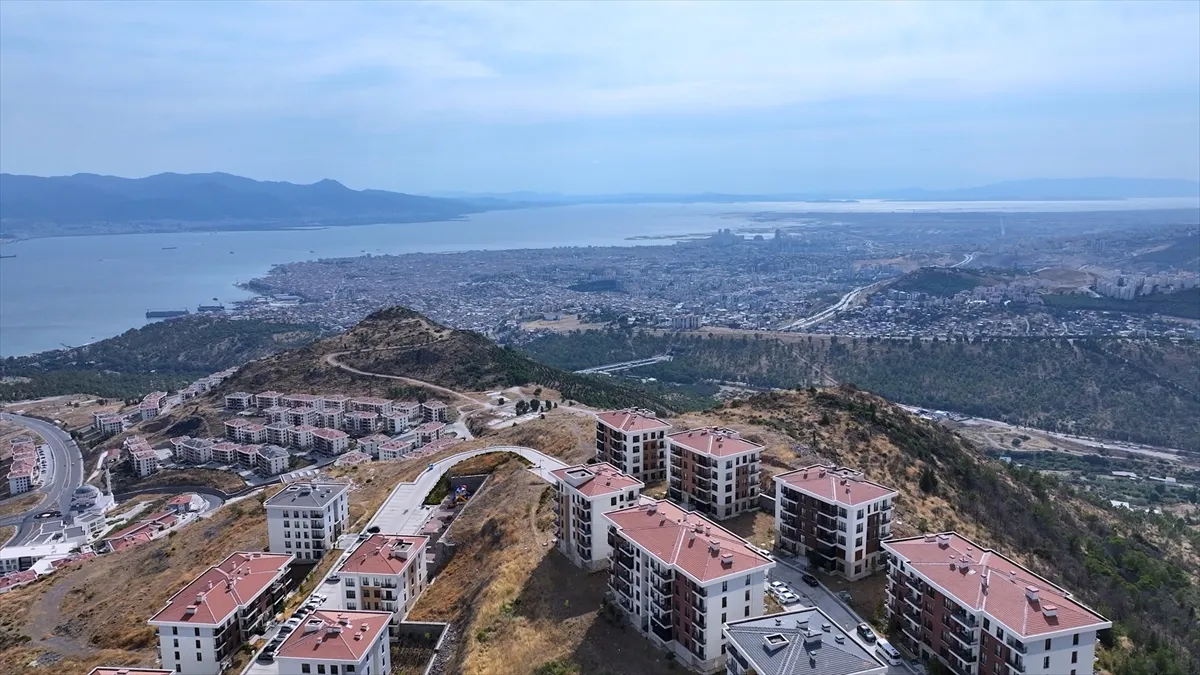 İzmir’deki depremin 6. yılında Bakan Kurum’dan dönüşüm mesajı