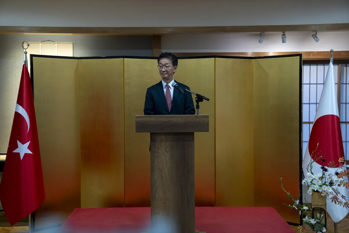 Japonya, Türkiye’nin eski Tokyo Büyükelçisi Mercan’a nişan tevdi etti