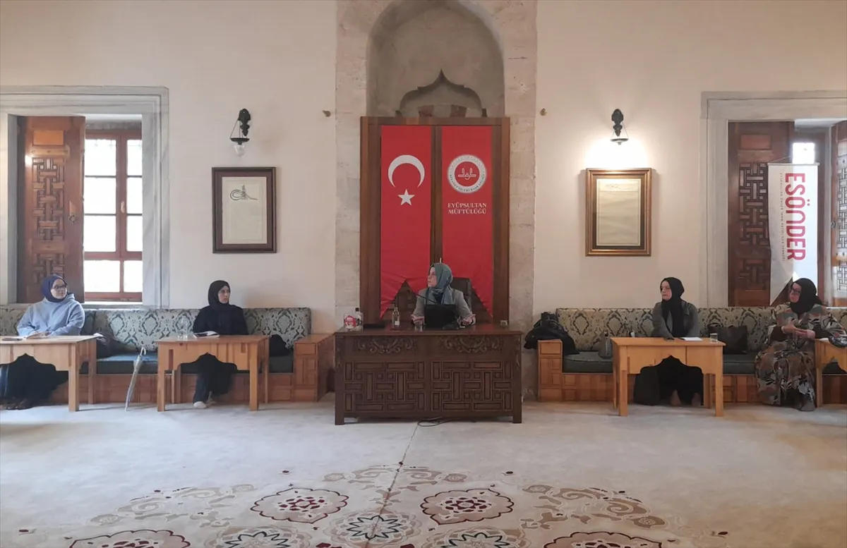Kadı Sicilleri Okumaları programı Eyüpsultan’da başladı Kadı Sicilleri Okumaları programı Eyüpsultan’da başladı