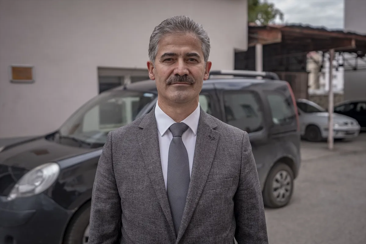 Kapı kapı dolaşan ebeler, anne adaylarını yalnız bırakmıyor Kapı kapı dolaşan ebeler, anne adaylarını yalnız bırakmıyor