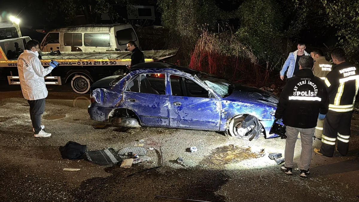 Karabük’te otomobil devrildi: Sürücü yaralandı