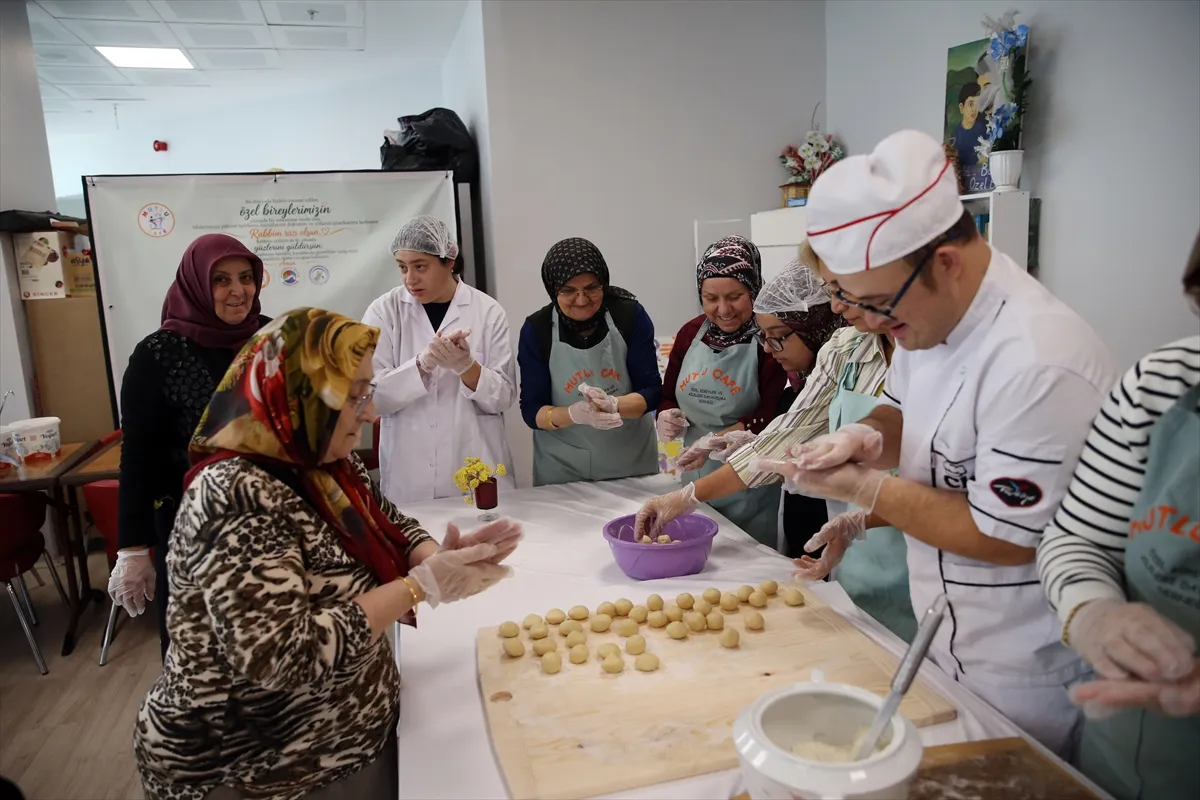 Kastamonu’da devlet korumasındaki çocuklar için kurabiye yaptılar Kastamonu’da devlet korumasındaki çocuklar için kurabiye yaptılar