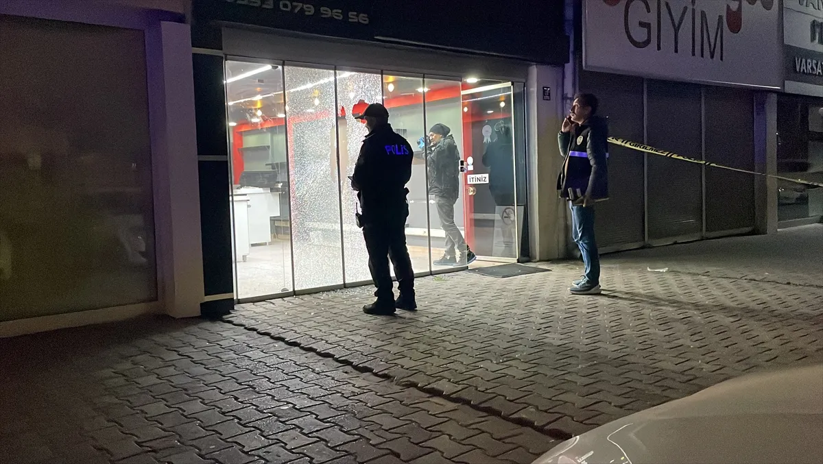 Kayseri’de bir iş yeri kurşunlandı Kayseri’de bir iş yeri kurşunlandı