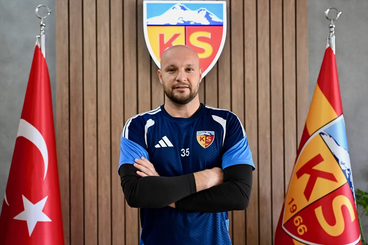 Kayserispor’un deneyimli file bekçisi Gökhan Değirmenci, 7 maçta kalesini gole kapattı Kayserispor’un deneyimli file bekçisi Gökhan Değirmenci, 7 maçta kalesini gole kapattı