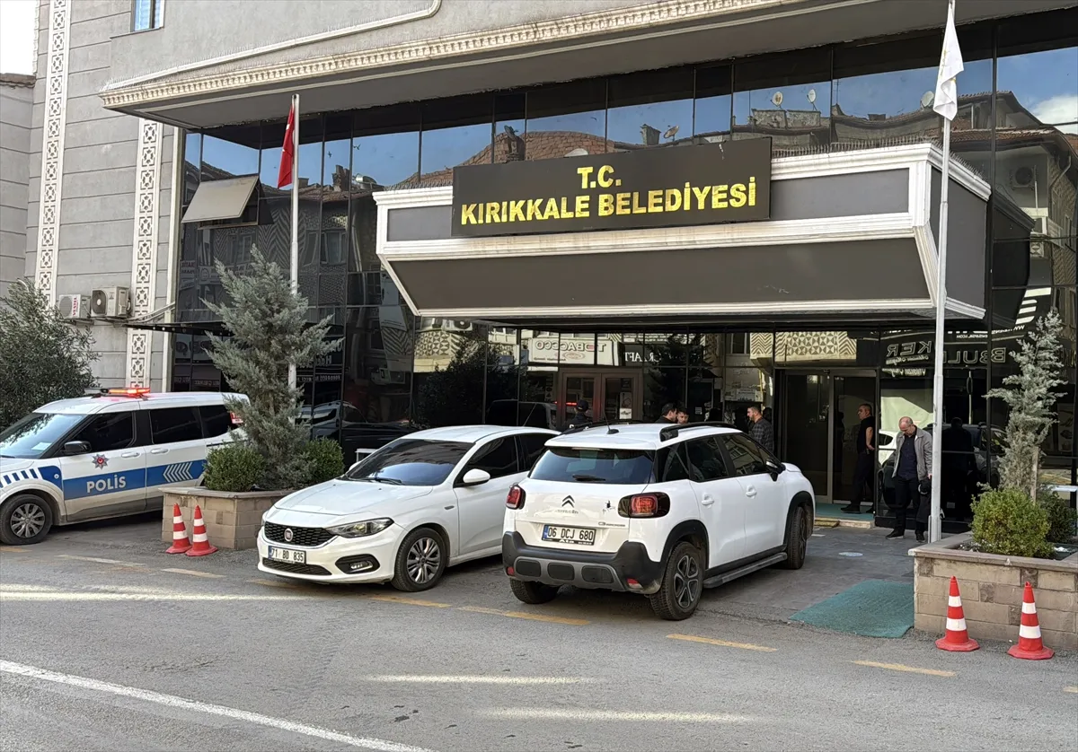 Kırıkkale Belediyesine yönelik rüşvet operasyonunda 3 belediye çalışanı gözaltına alındı Kırıkkale Belediyesine yönelik rüşvet operasyonunda 3 belediye çalışanı gözaltına alındı