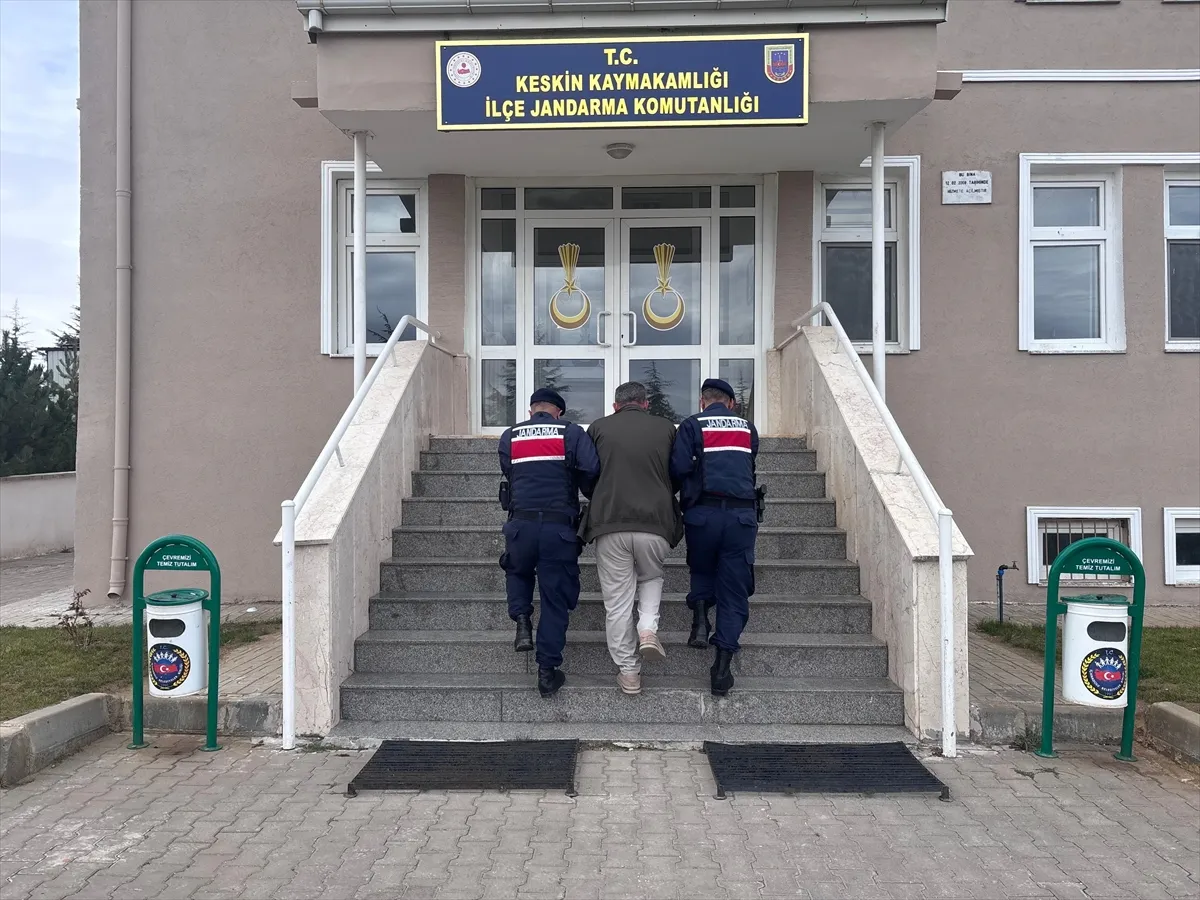 Kırıkkale’de 2 firari hükümlü yakalandı Kırıkkale’de 2 firari hükümlü yakalandı