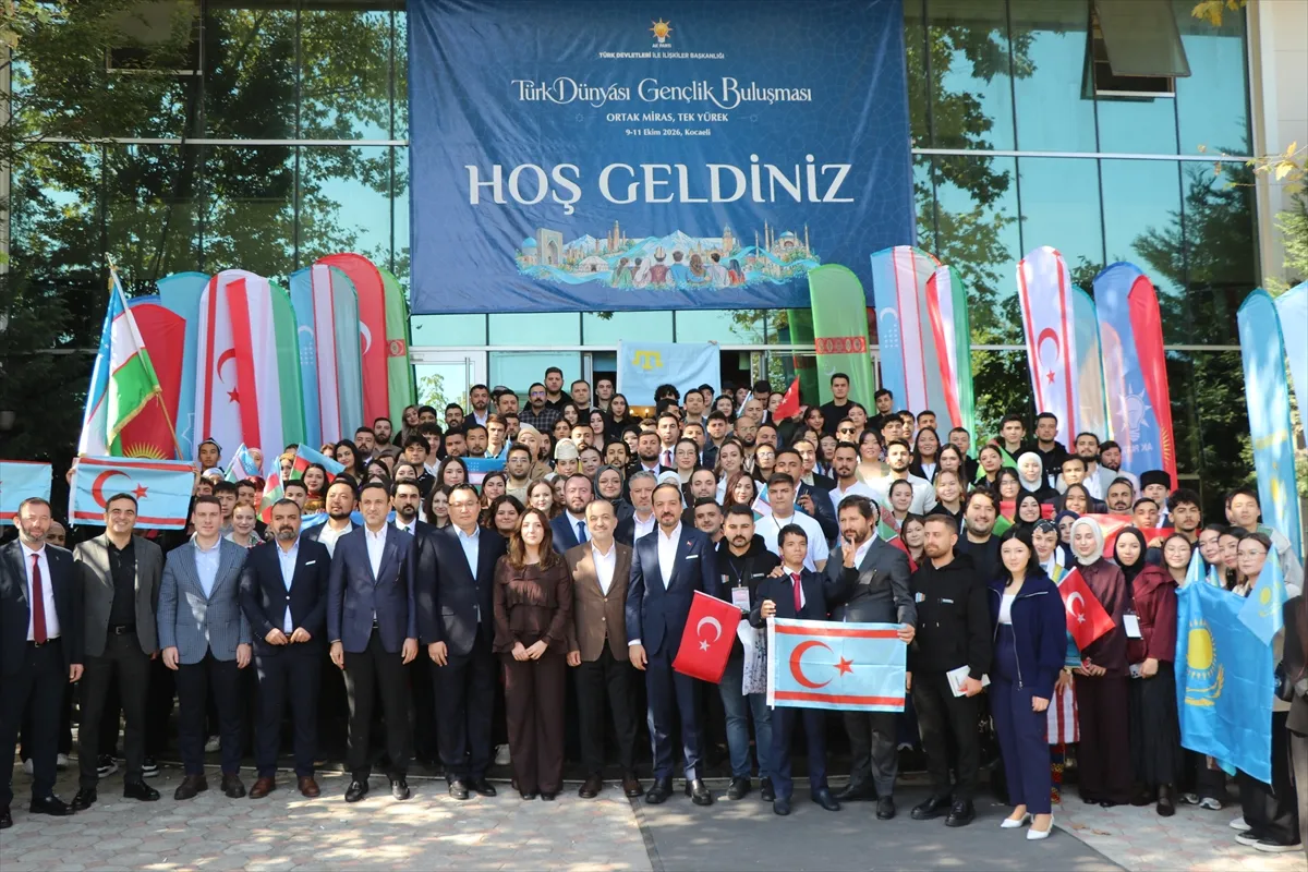 Kocaeli’de düzenlenen Türk Dünyası Gençlik Buluşması sona erdi Kocaeli’de düzenlenen Türk Dünyası Gençlik Buluşması sona erdi