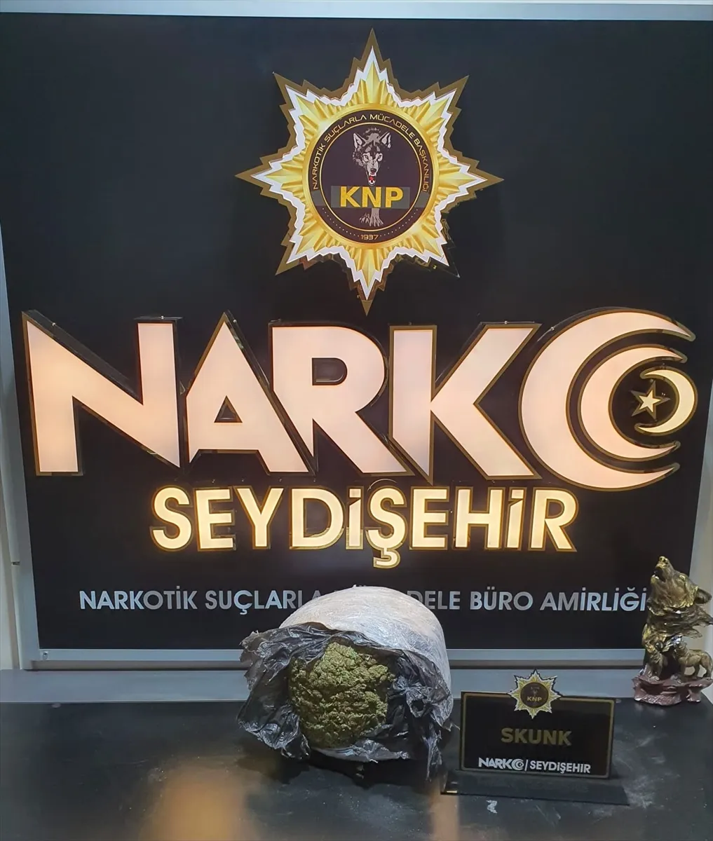 Konya’da uyuşturucu operasyonunda yakalanan şüpheli tutuklandı Konya’da uyuşturucu operasyonunda yakalanan şüpheli tutuklandı