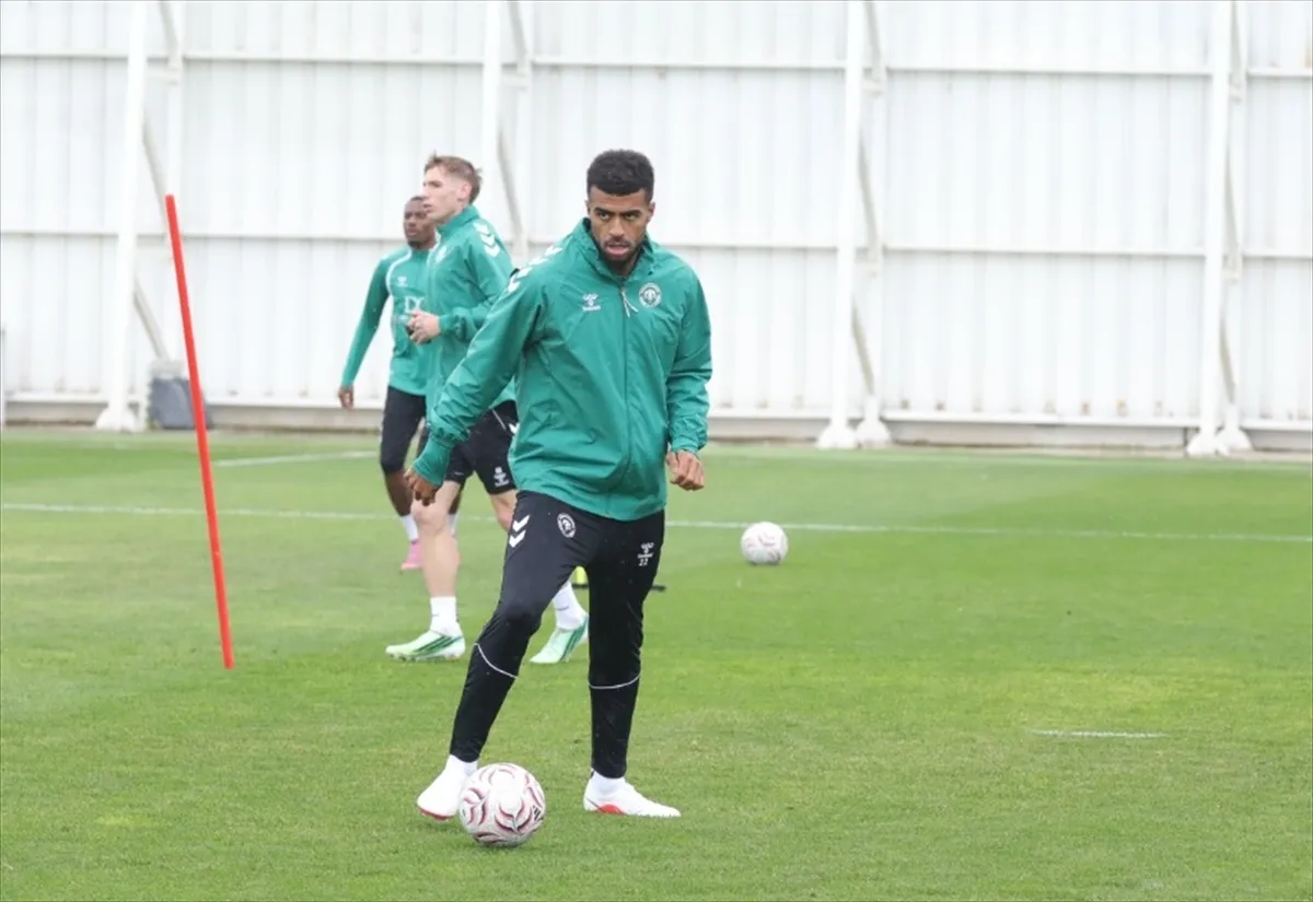 Konyaspor’da Galatasaray maçı hazırlıkları sürüyor Konyaspor’da Galatasaray maçı hazırlıkları sürüyor