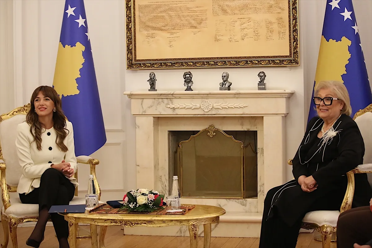 Kosova’nın yeni Cumhurbaşkanı Shiroka Pula, görevini resmen devraldı