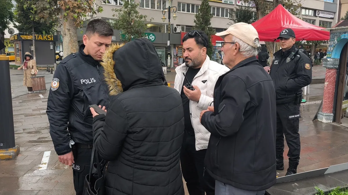 Kütahya’da bir kişi kızının ve polisin yardımıyla dolandırılmaktan kurtuldu