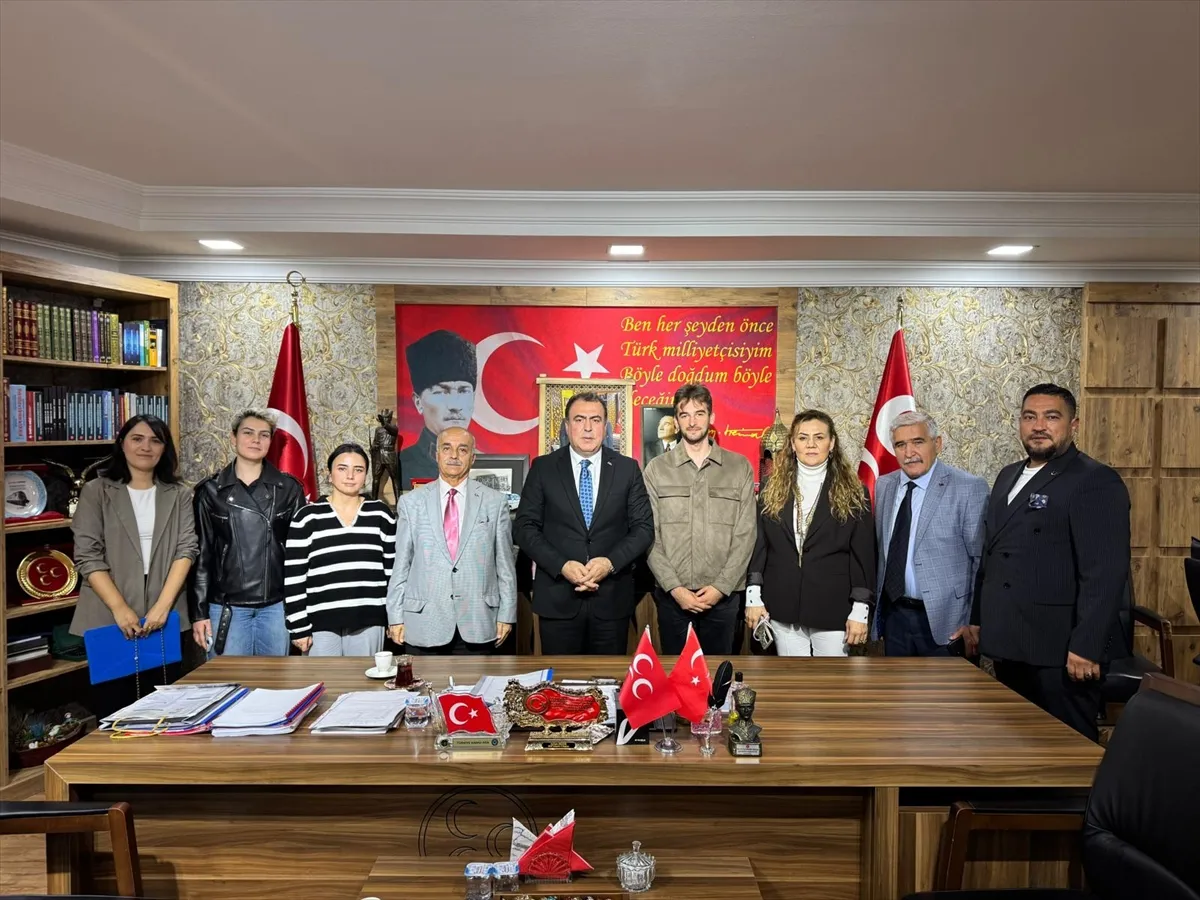 MHP Eskişehir İl Başkanı Sezer vatandaşlarla buluştu