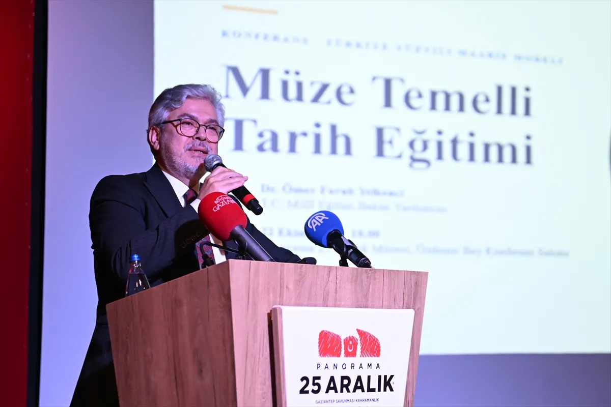 Milli Eğitim Bakan Yardımcısı Yelkenci, Gaziantep’te öğrenci ve öğretmenlerle buluştu Milli Eğitim Bakan Yardımcısı Yelkenci, Gaziantep’te öğrenci ve öğretmenlerle buluştu