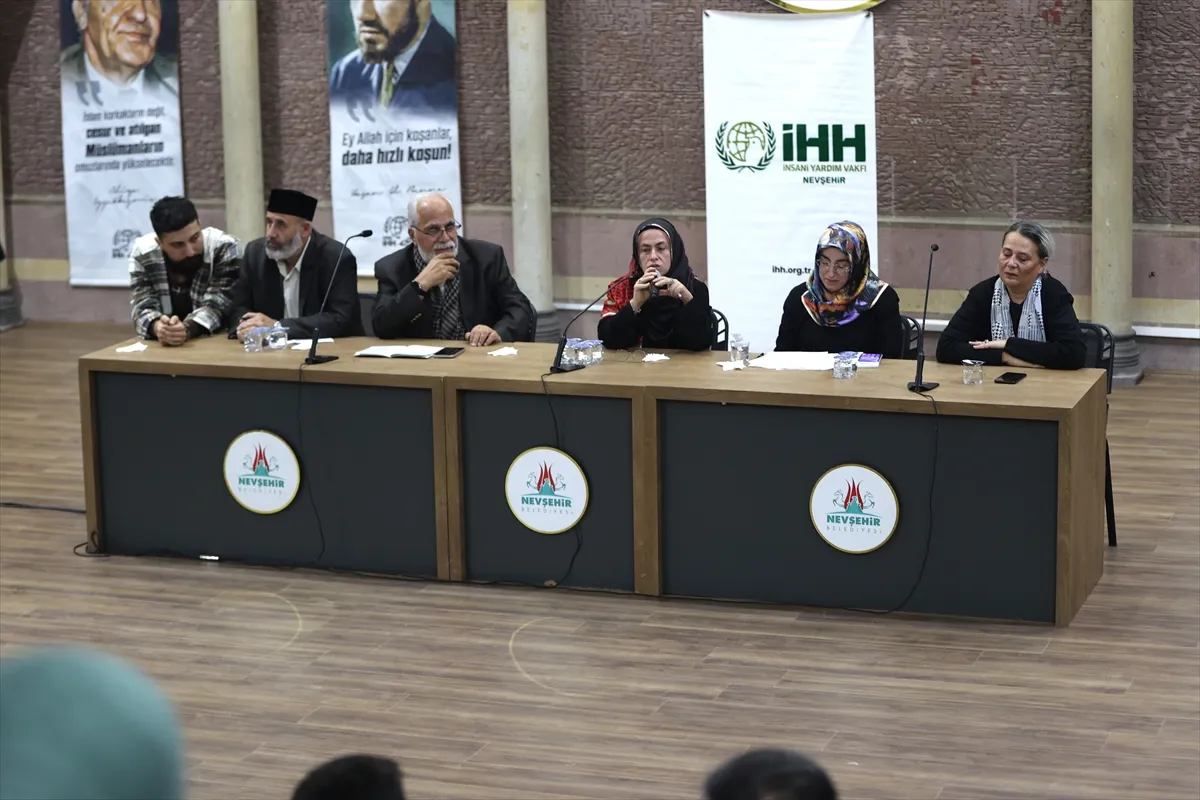 Nevşehir’de, Gazze Merkezinde Orta Doğu paneli düzenlendi