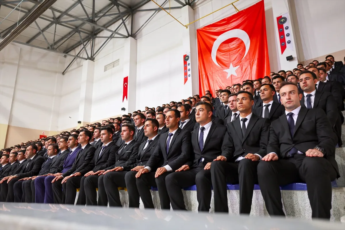 Niğde Valisi Akmeşe, POMEM öğrencileriyle buluştu