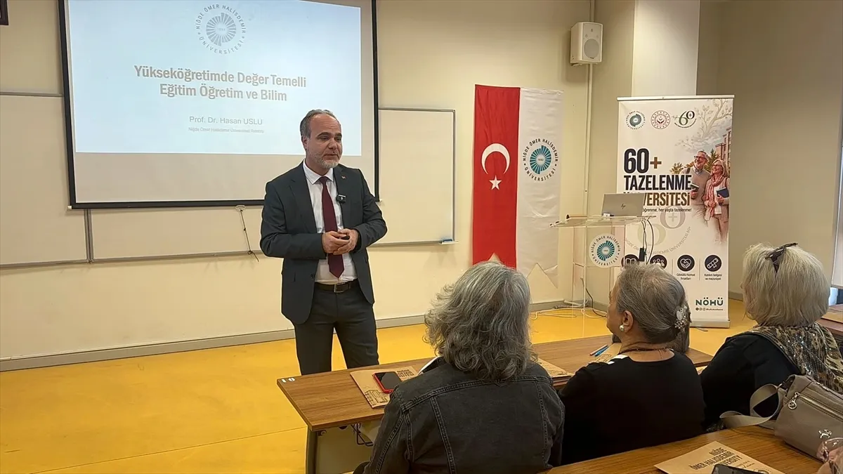 NÖHÜ’de 60+ Tazelenme Üniversitesinin ilk dersi yapıldı