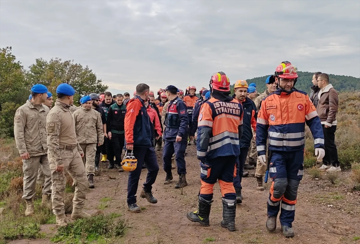 Pendik Göçbeyli Mahallesi’nde sele kapılan bir kişinin cesedi bulundu Pendik Göçbeyli Mahallesi’nde sele kapılan bir kişinin cesedi bulundu