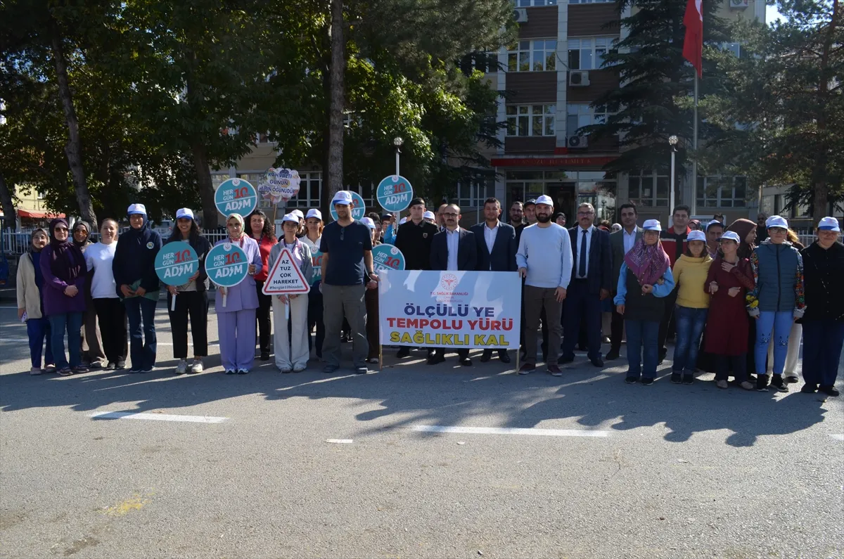 Şabanözü’nde Dünya Yürüyüş Günü kapsamında sağlıklı yaşam yürüyüşü düzenlendi Şabanözü’nde Dünya Yürüyüş Günü kapsamında sağlıklı yaşam yürüyüşü düzenlendi