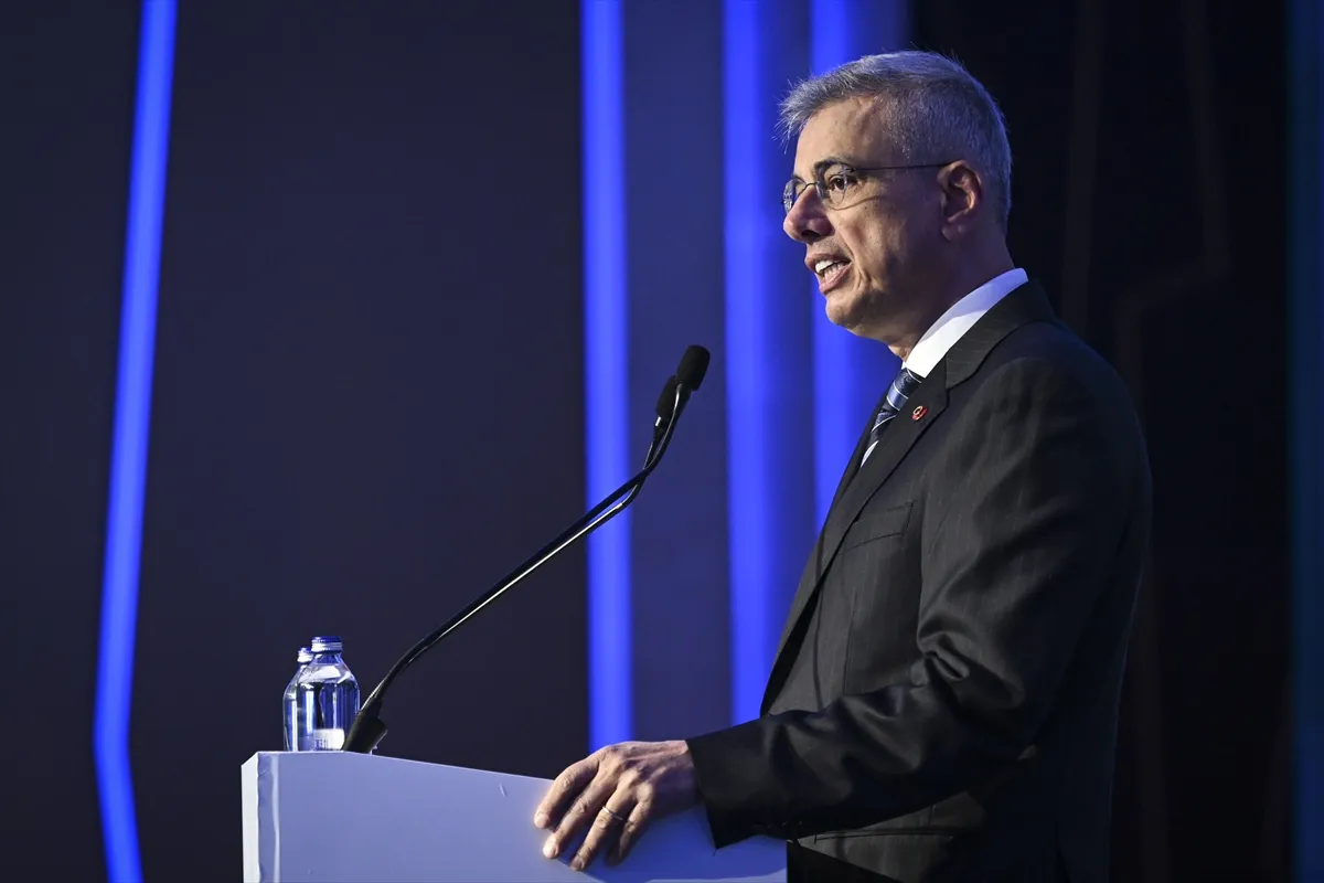 Sağlık Bakanı Memişoğlu, Tıp ve Adalet Sempozyumu’nda konuştu
