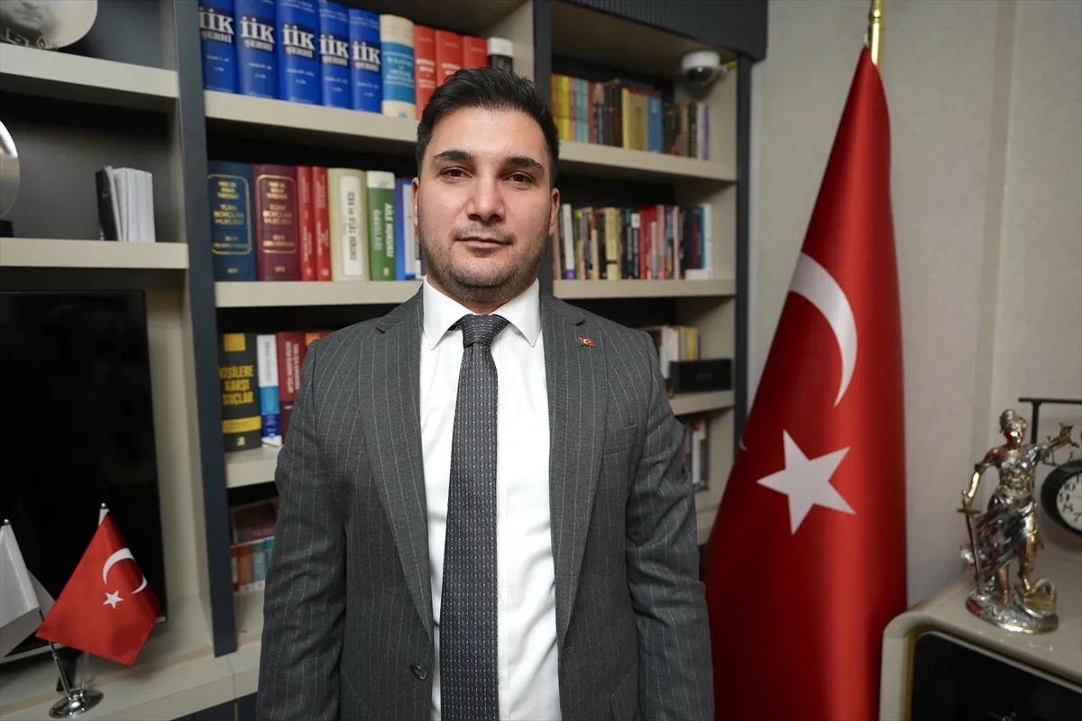 Sigorta şirketi, ekibinin dikkati sayesinde müşterilerini dolandırılmaktan kurtardı Sigorta şirketi, ekibinin dikkati sayesinde müşterilerini dolandırılmaktan kurtardı