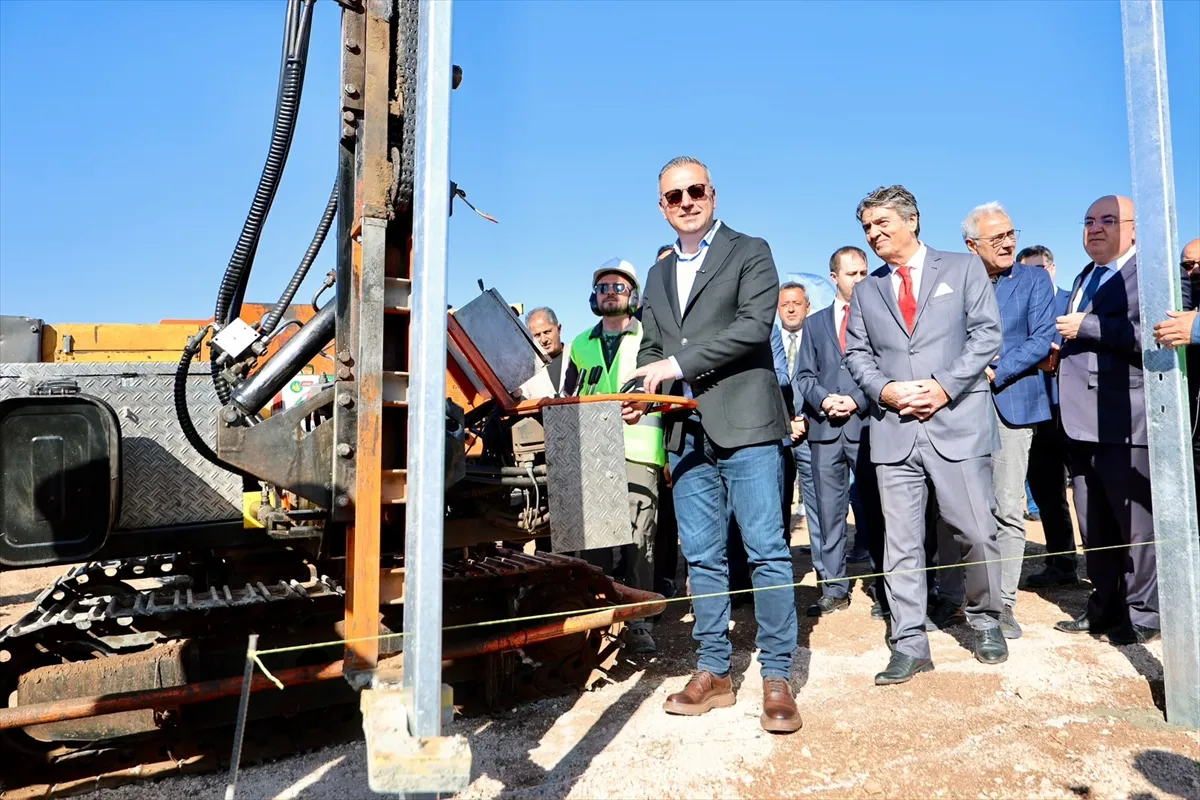 Sivas’ta 15 megavatlık GES’in temeli atıldı Sivas’ta 15 megavatlık GES’in temeli atıldı