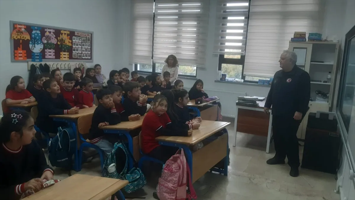 Sivas’ta öğrencilere Sıfır Atık eğitimi verildi Sivas’ta öğrencilere Sıfır Atık eğitimi verildi