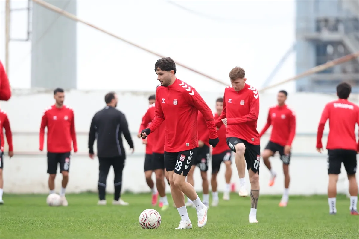 Sivasspor, Ümraniyespor maçının hazırlıklarını tamamladı