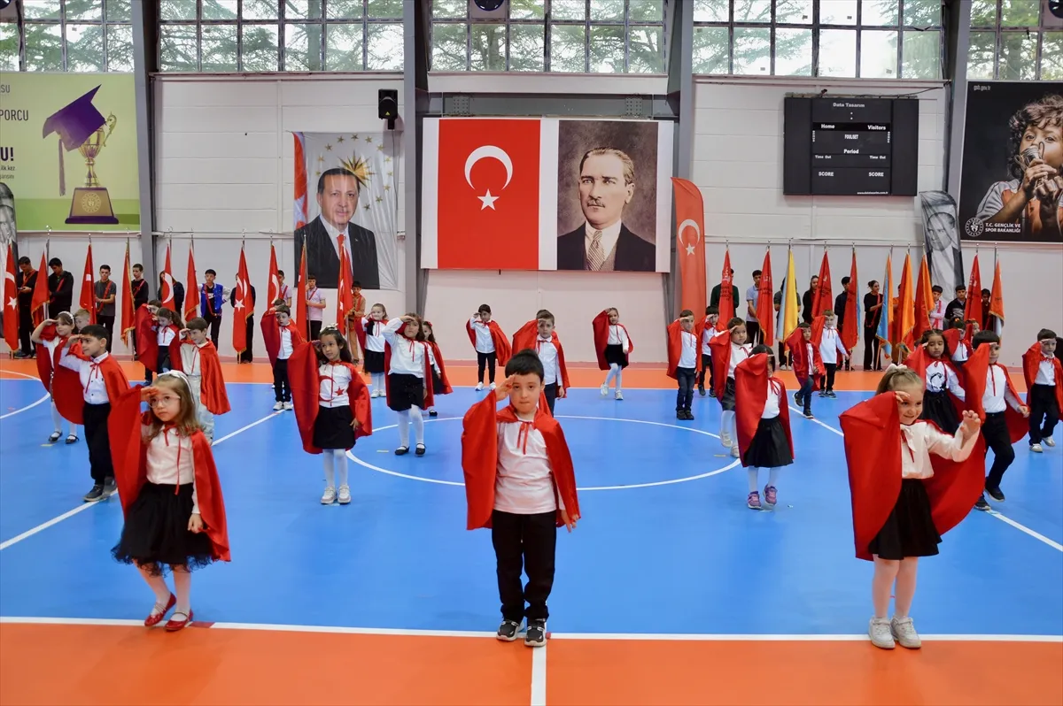 Eskişehir Sivrihisar’da Cumhuriyet’in 103. yılı kutlandı