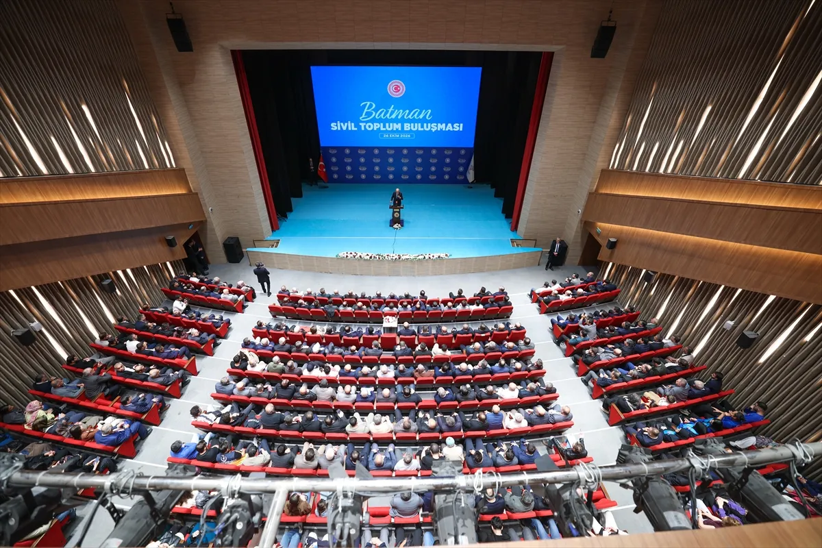 TBMM Başkanı Kurtulmuş, Batman Sivil Toplum Buluşması programında konuştu TBMM Başkanı Kurtulmuş, Batman Sivil Toplum Buluşması programında konuştu