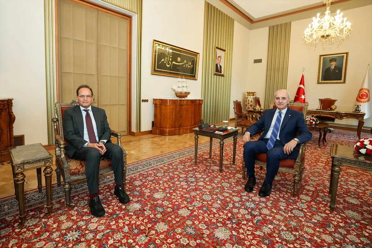 TBMM Başkanı Kurtulmuş, İtalya’nın Ankara Büyükelçisi Manzo’yu kabul etti TBMM Başkanı Kurtulmuş, İtalya’nın Ankara Büyükelçisi Manzo’yu kabul etti
