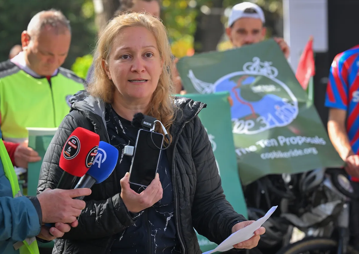 The COP31 Bike Ride kapsamında Brezilya’dan yola çıkan bisikletliler Ankara’ya ulaştı The COP31 Bike Ride kapsamında Brezilya’dan yola çıkan bisikletliler Ankara’ya ulaştı