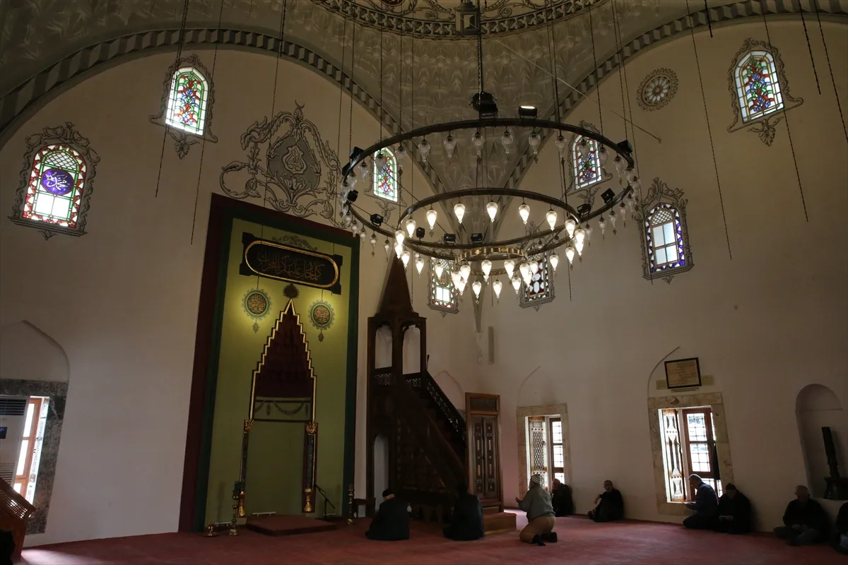 Tokat’ta restorasyonu tamamlanan tarihi Gülbahar Hatun Camisi ibadete açıldı