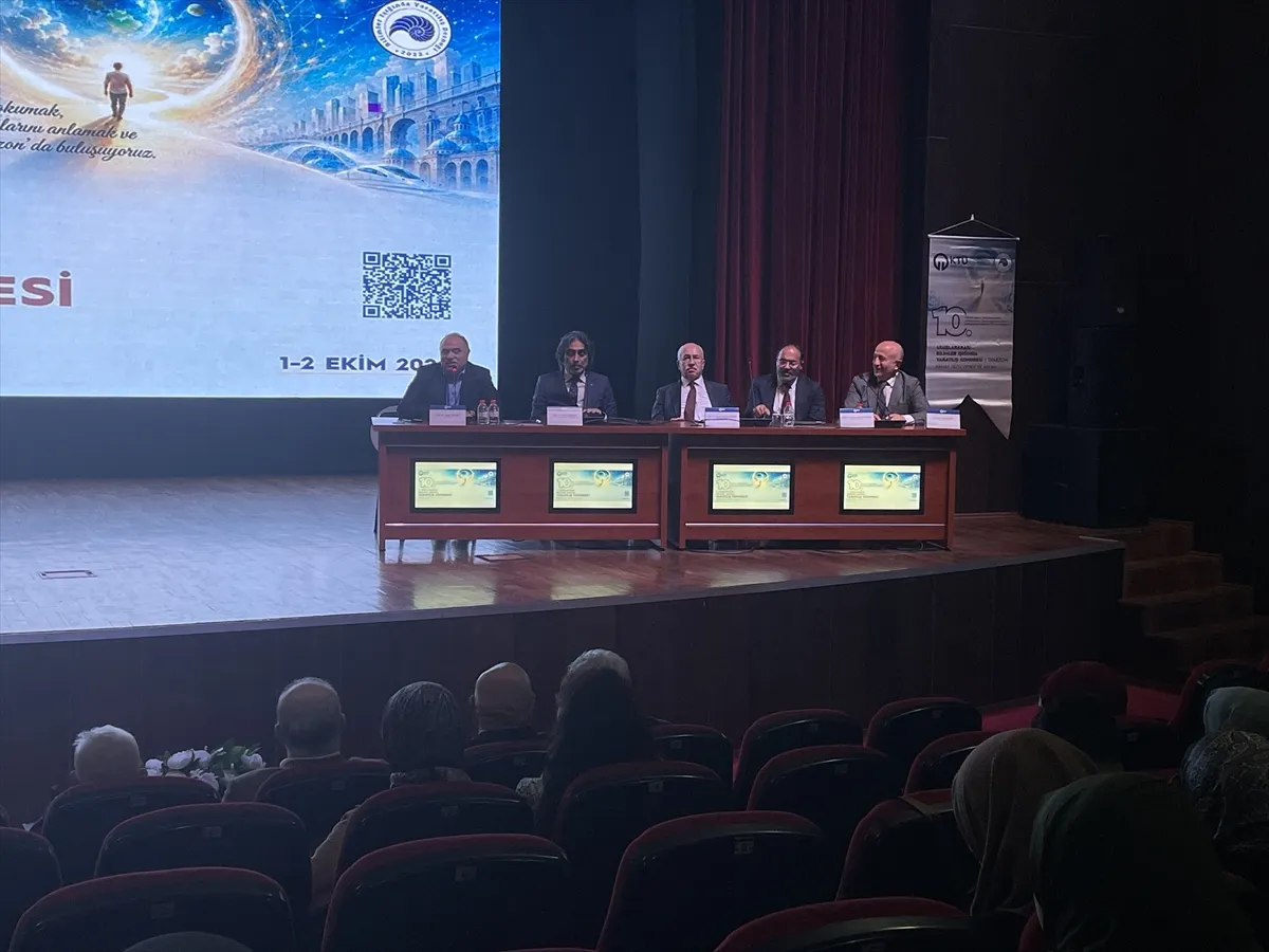 Trabzon’da 10. Uluslararası Bilimler Işığında Yaratılış Kongresi sona erdi Trabzon’da 10. Uluslararası Bilimler Işığında Yaratılış Kongresi sona erdi