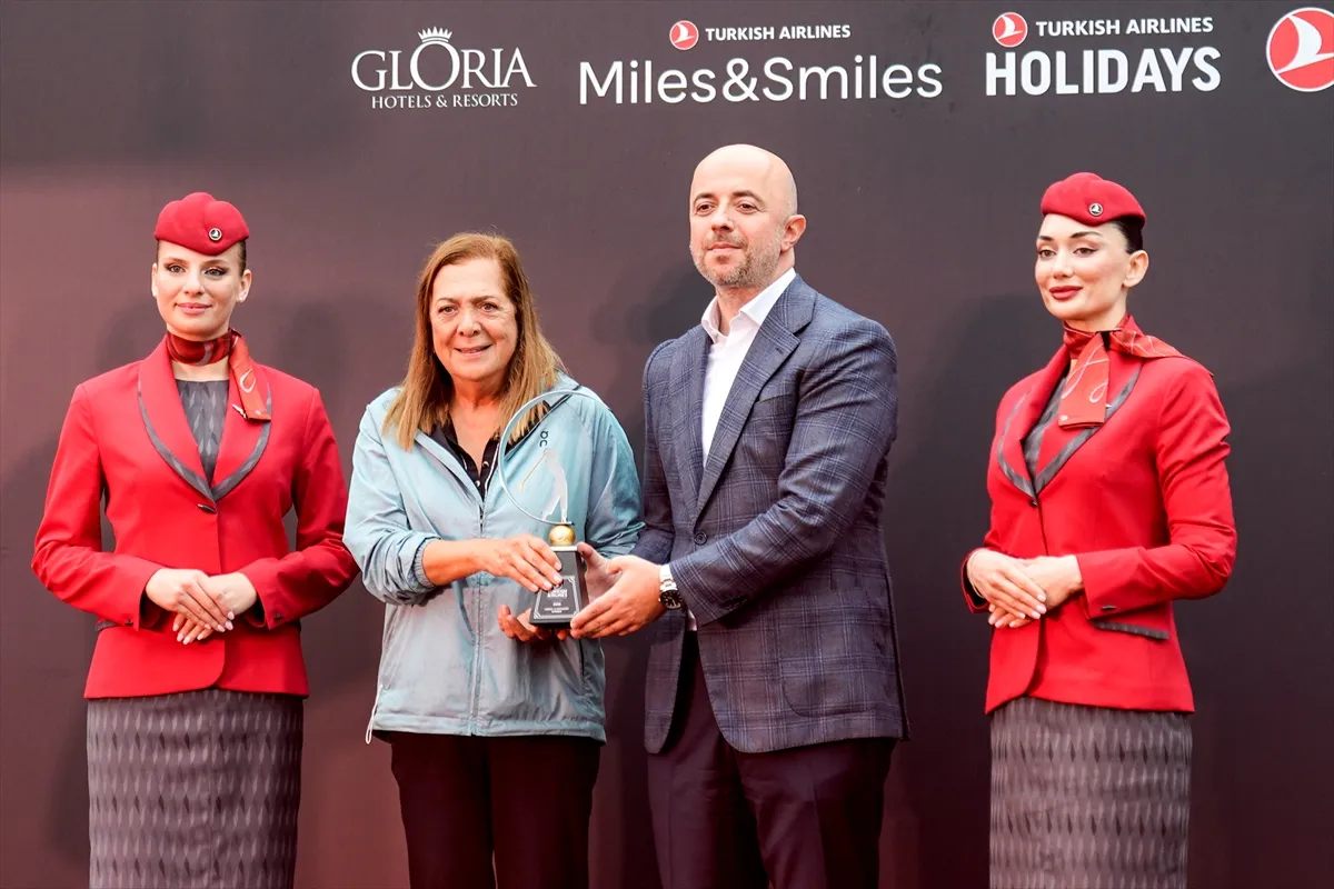 Turkish Airlines World Golf Cup turnuvasının İstanbul etabı ödül töreniyle tamamlandı Turkish Airlines World Golf Cup turnuvasının İstanbul etabı ödül töreniyle tamamlandı
