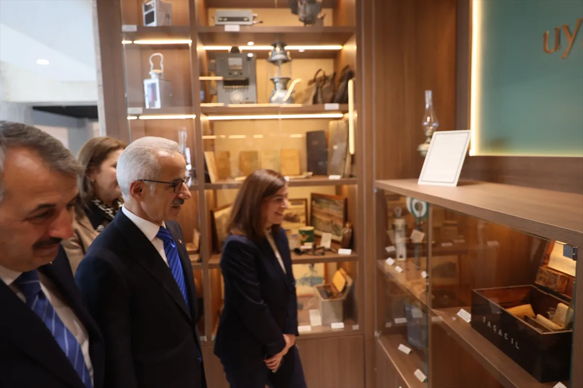 Ulaştırma ve Altyapı Bakanı Uraloğlu, yeni Edirne Garı’nı inceledi