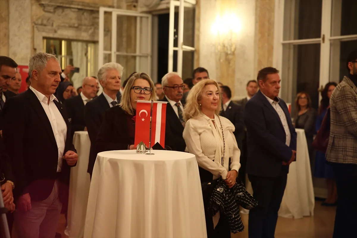 Viyana’da Türkiye’de Yatırım: Başarının 20. Yılını Kutluyoruz resepsiyonu düzenlendi Viyana’da Türkiye’de Yatırım: Başarının 20. Yılını Kutluyoruz resepsiyonu düzenlendi