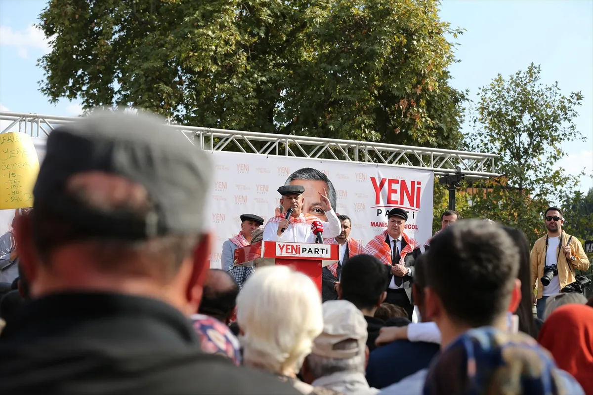 Yeni Parti Genel Başkanı Özel, Manisa’da üzüm üreticileriyle buluştu Yeni Parti Genel Başkanı Özel, Manisa’da üzüm üreticileriyle buluştu