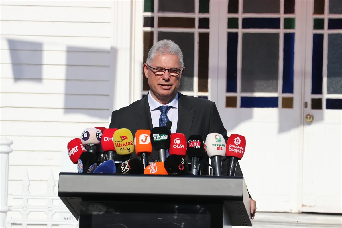 Yeni Parti Genel Başkanı Özel, Mudanya Mütarekesi’nin 104. yıl dönümü töreninde konuştu Yeni Parti Genel Başkanı Özel, Mudanya Mütarekesi’nin 104. yıl dönümü töreninde konuştu