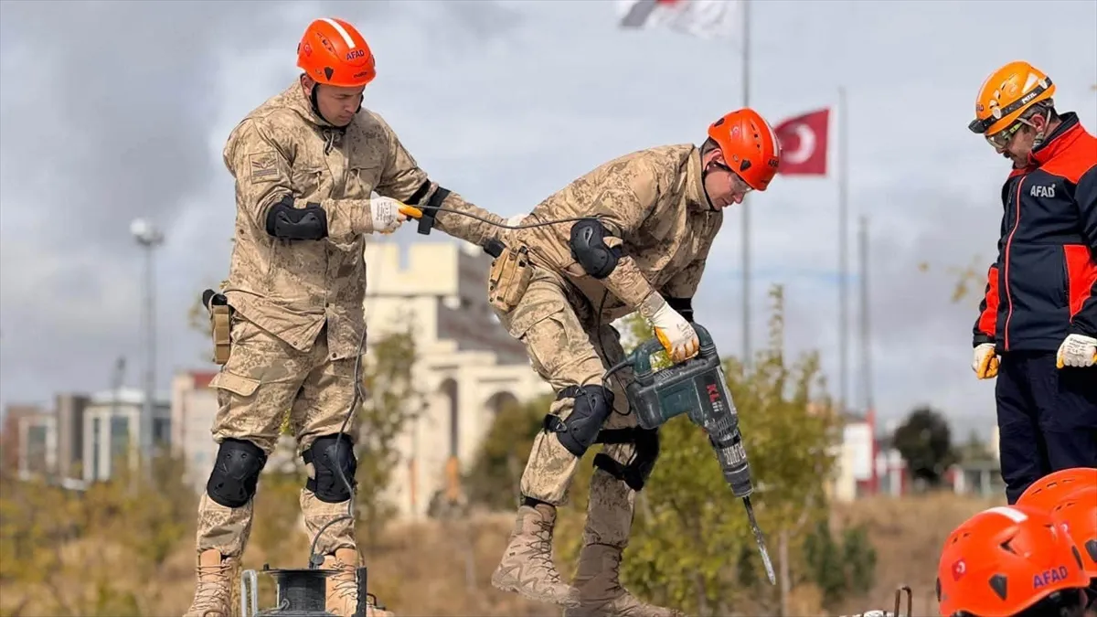 Yozgat’ta jandarma personeline arama kurtarma eğitimi verildi