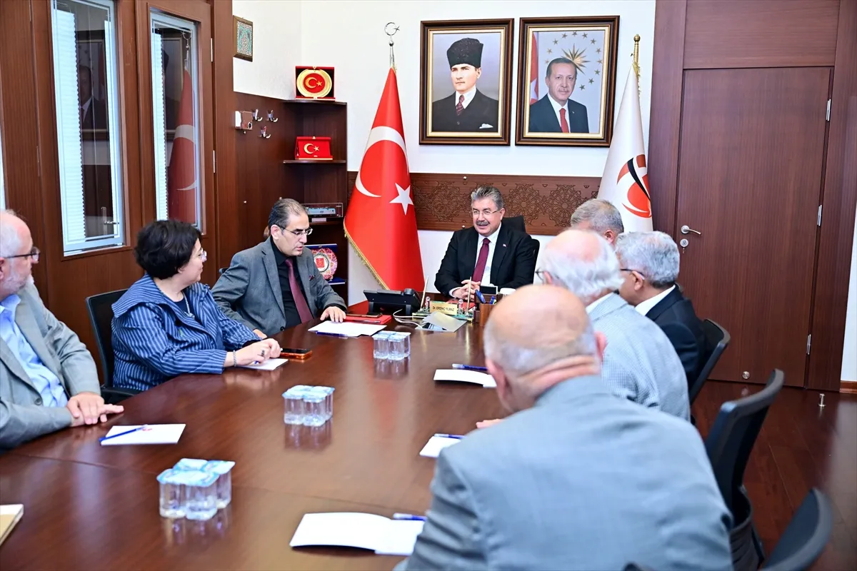 Yunus Emre Kültür, Sanat ve Turizm Vakfı toplantısı yapıldı