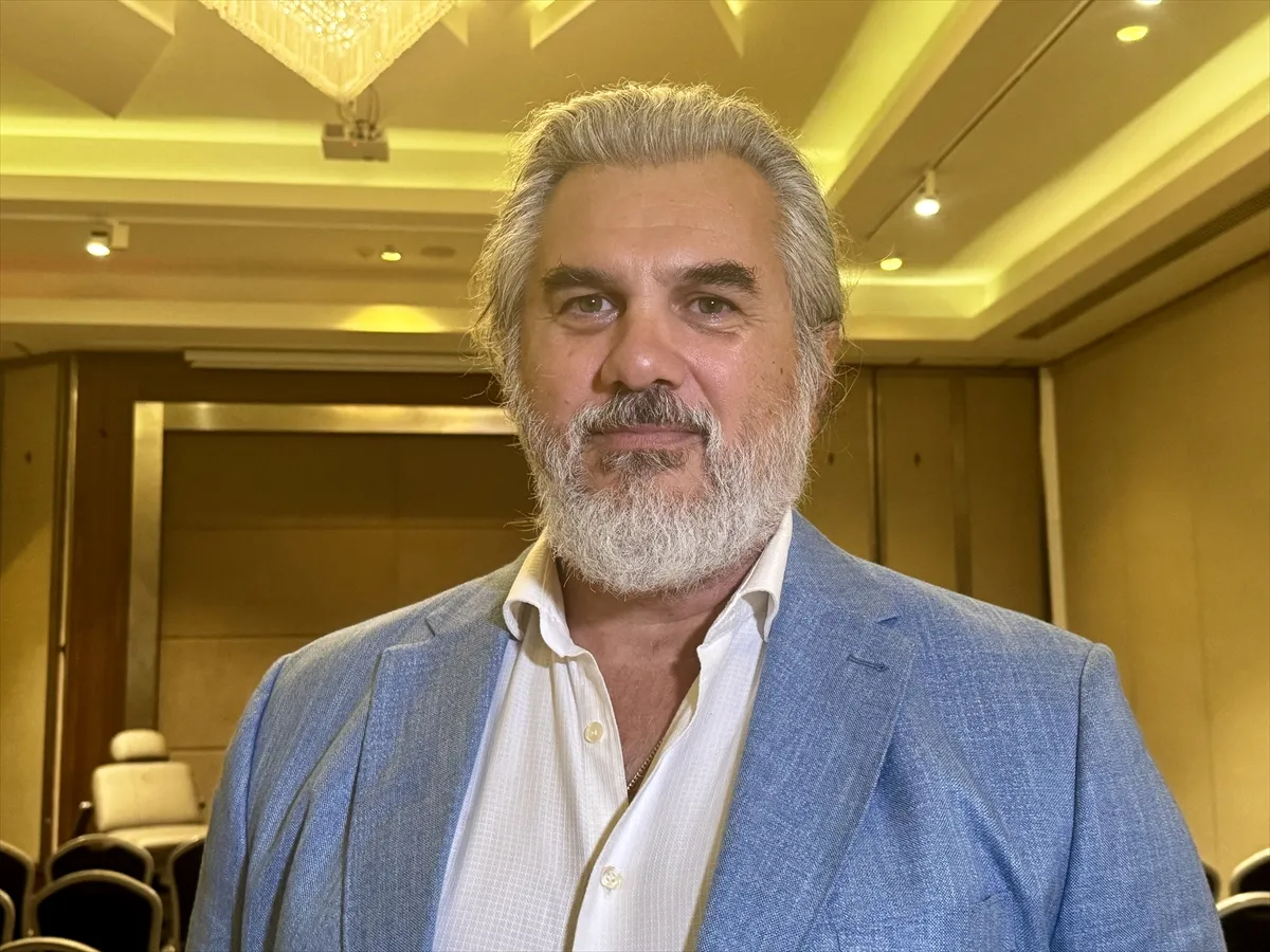 Yüzdeki ani asimetri inme gibi nörolojik rahatsızlıkların habercisi olabilir uyarısı Yüzdeki ani asimetri inme gibi nörolojik rahatsızlıkların habercisi olabilir uyarısı